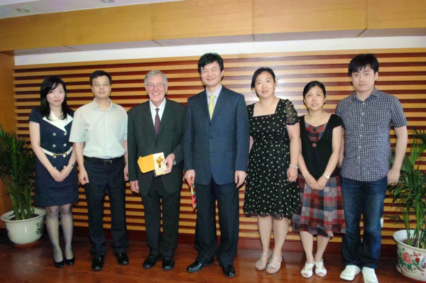 CNAS 秘书长肖建华会见ISO/TC212第一工作组组长、ISO 15189起草组召集人John James先生