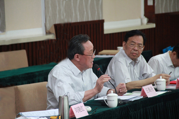 CNAS召开2014年资深顾问座谈会